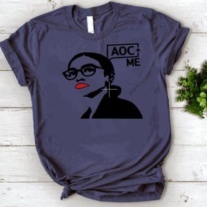 AOC plus me - Women's Tshirt